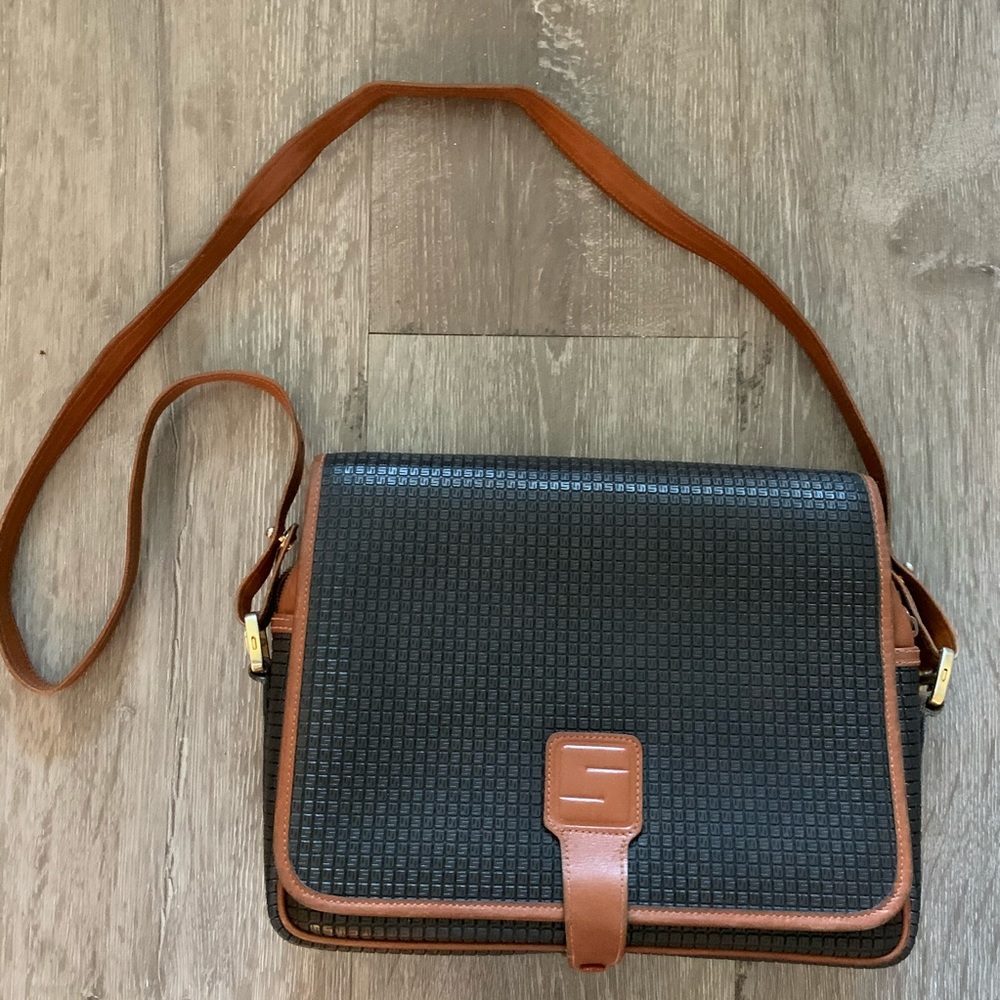 Stepan leather crossbody bag